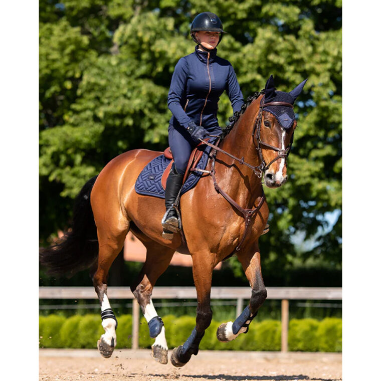 Equestrian Stockholm podsedelnica Modern 14